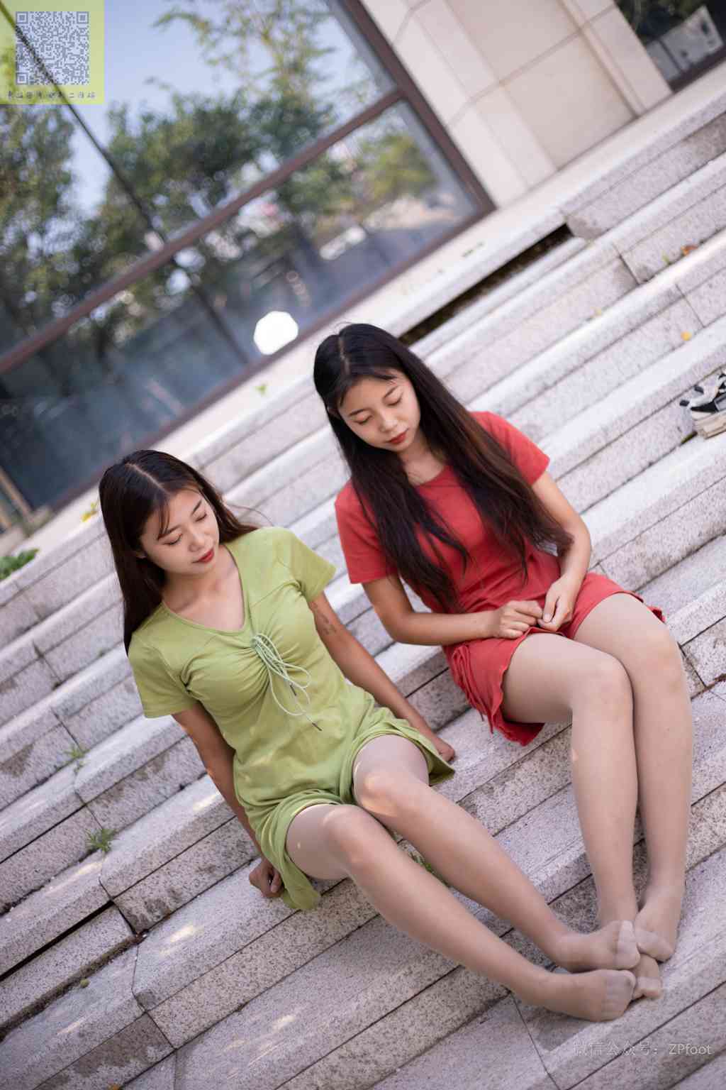 [LSS山茶摄影] NO.235 丝袜穿搭78-集美图