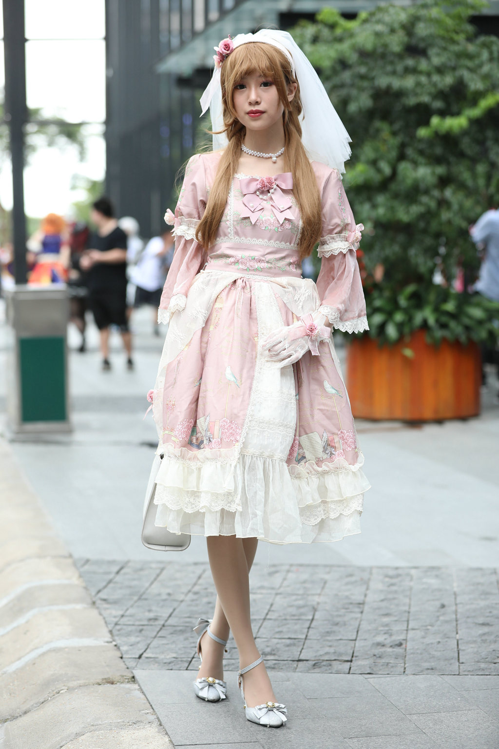 图片[4]-精选街拍作品 NO.179 灰色丝袜美腿Lolita-集美图