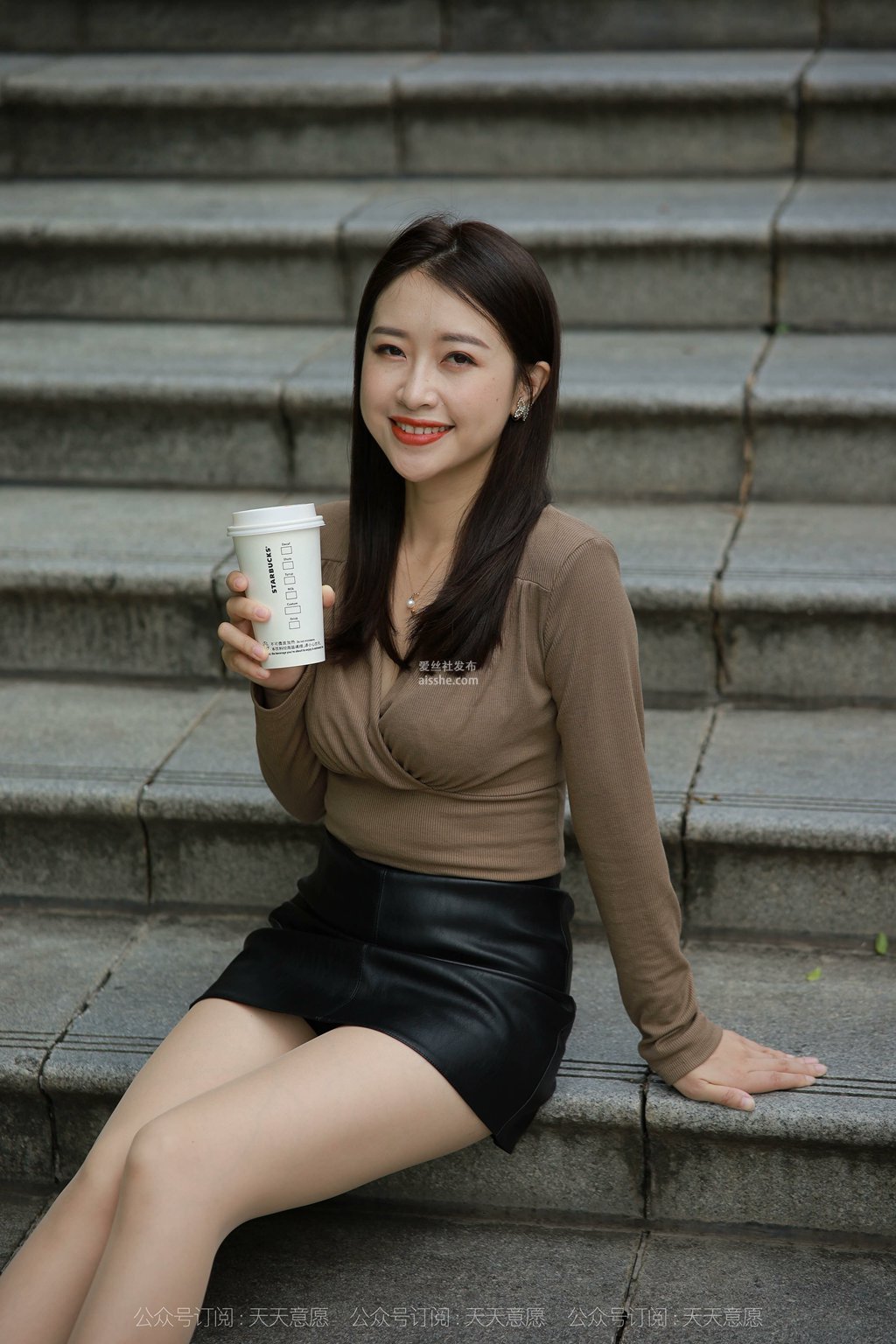 [IESS异思趣向] 耽丝 公园偶遇 小婕-集美图