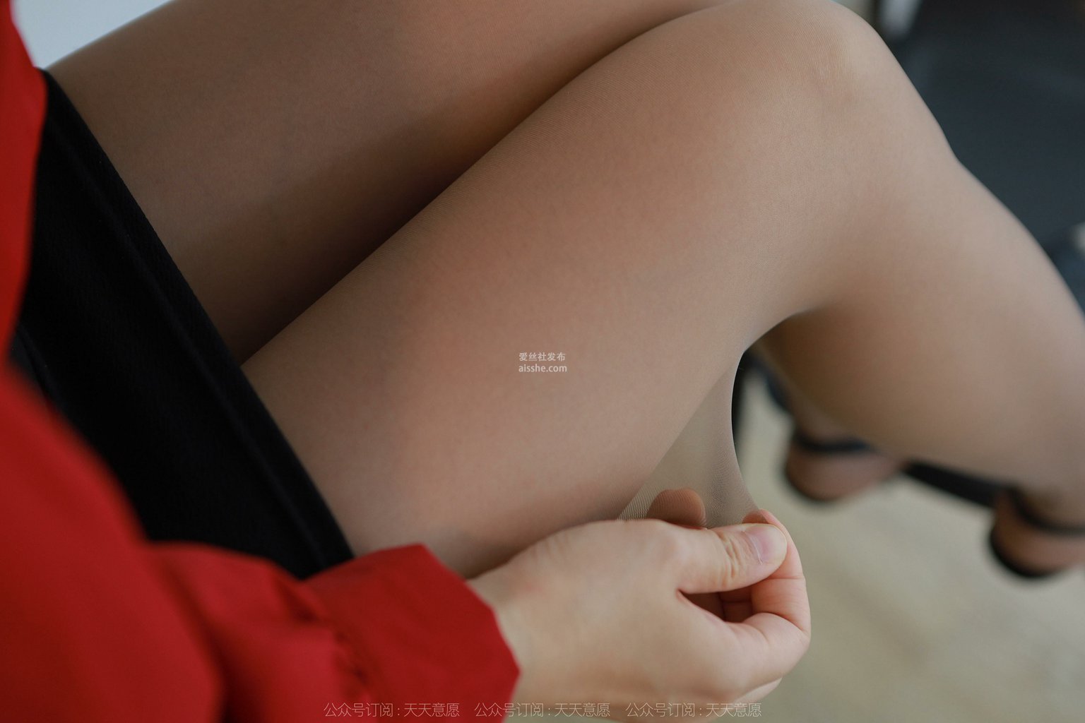 图片[67]-[IESS异思趣向] 2022.9.2 丝享家 1195 小婕《红色暗示》-集美图