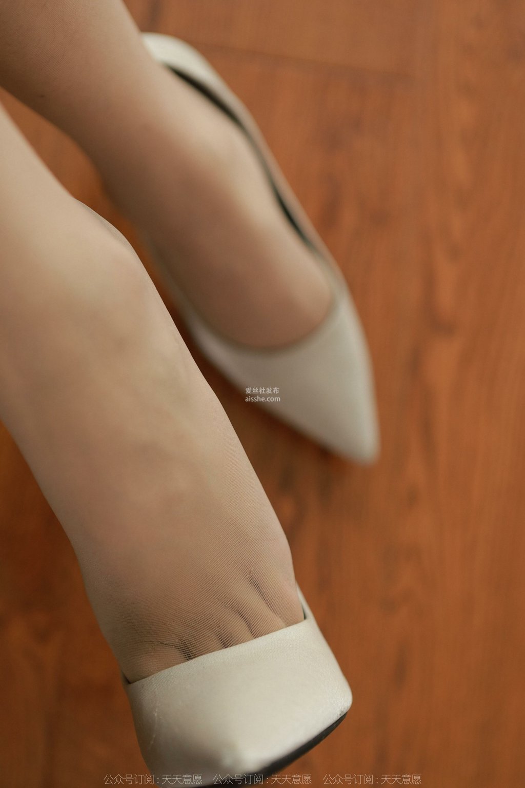 图片[15]-[IESS异思趣向] 2022.10.22 丝享家 1245 婉萍《美女文员》-集美图