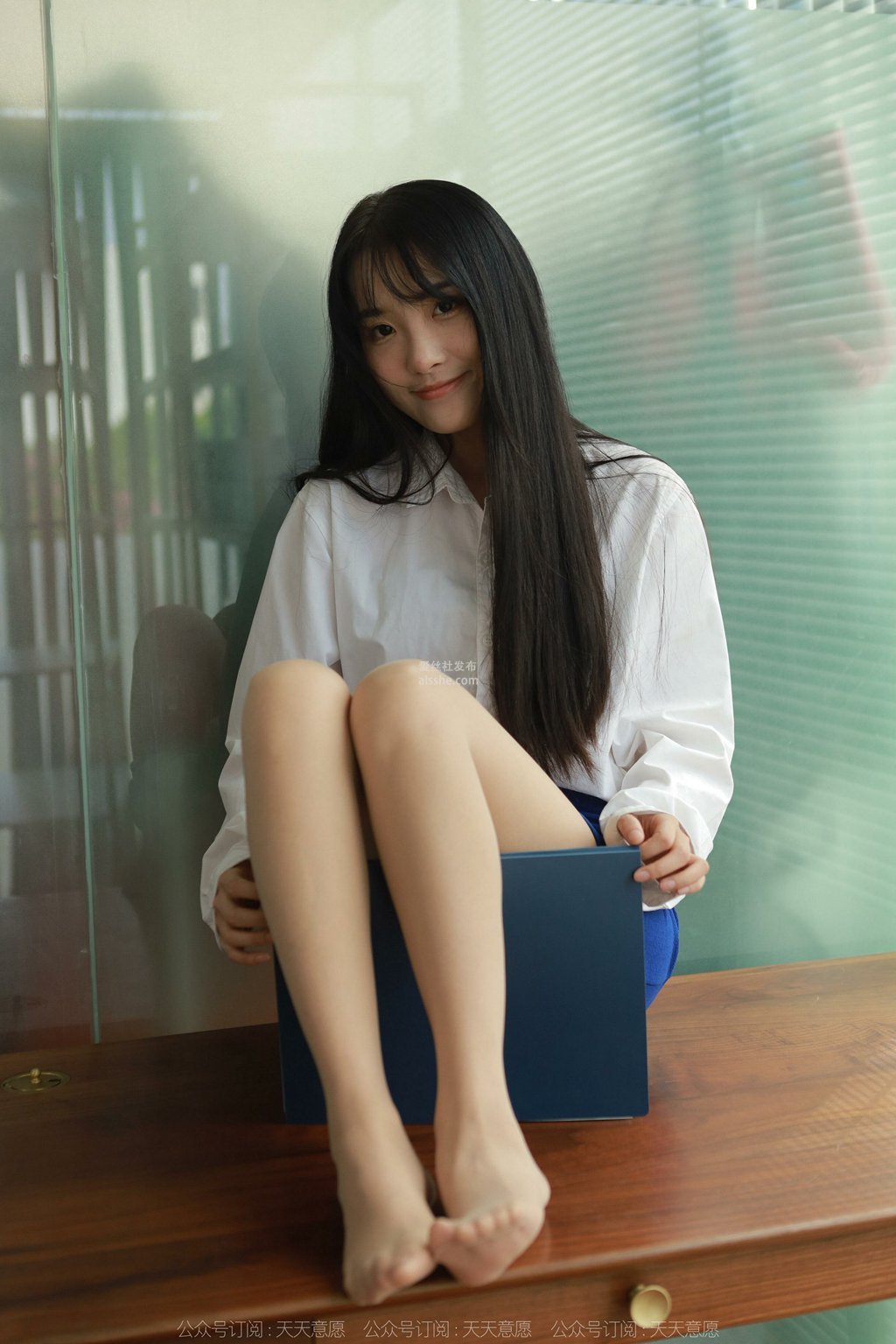 图片[69]-[IESS异思趣向] 2022.10.22 丝享家 1245 婉萍《美女文员》-集美图