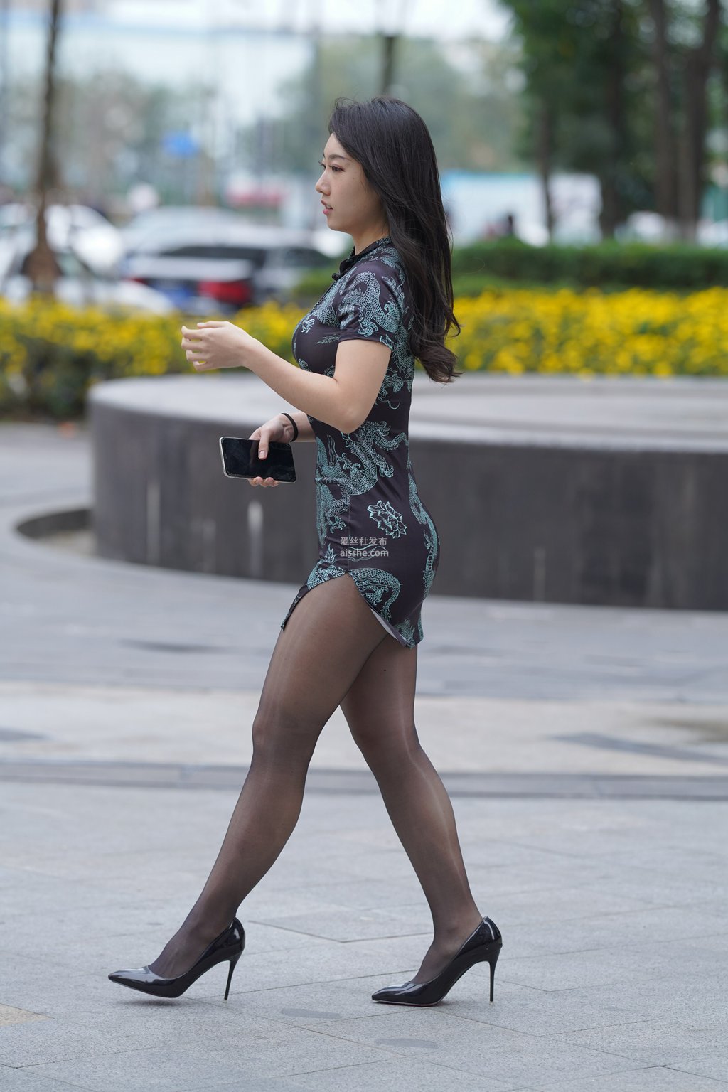 图片[139]-魔镜街拍 NO.106 姓感的嘿丝改良旗袍少父-集美图