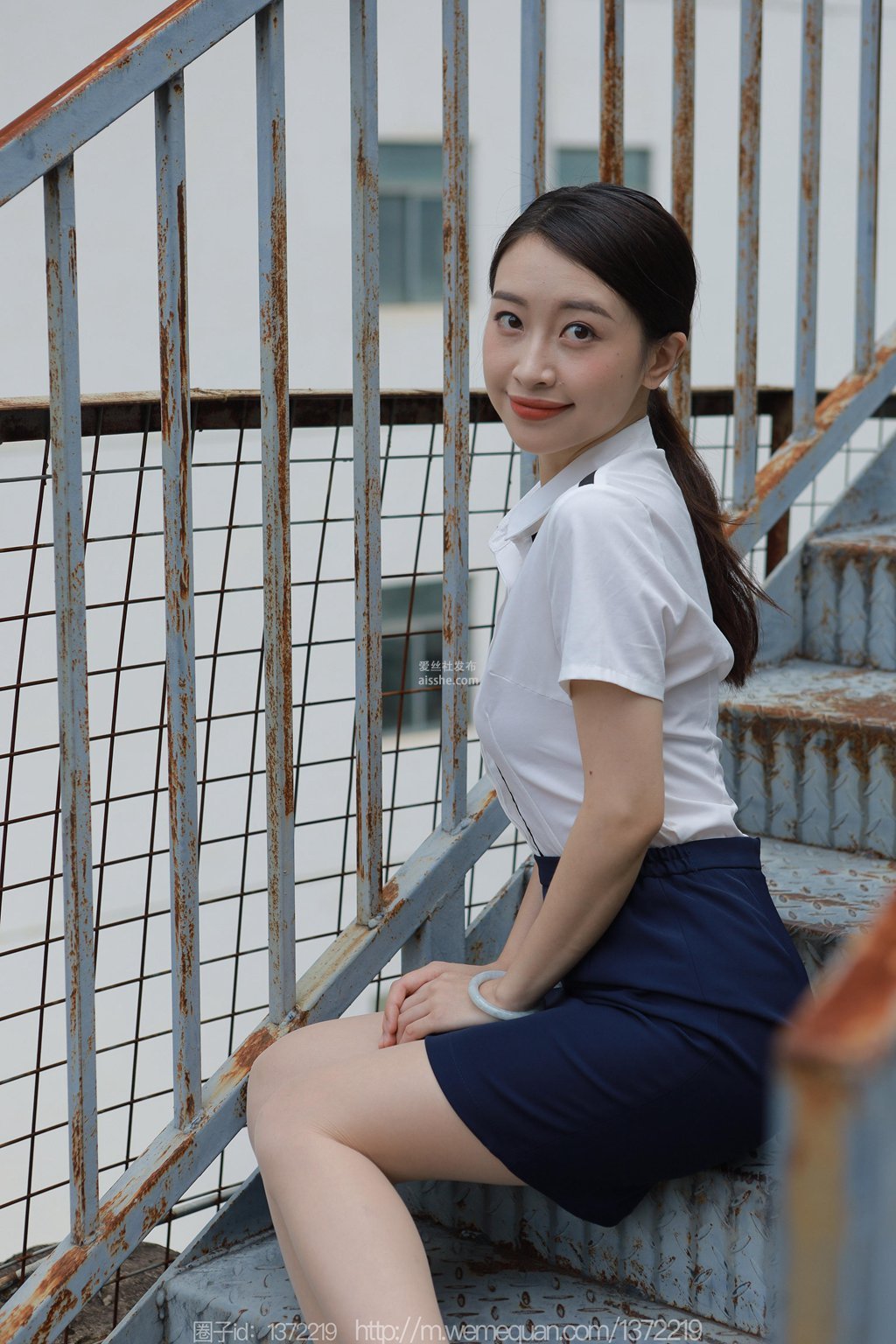 图片[5]-[IESS异思趣向] 2023.5.20 丝享家 1456 小婕《桌上的交易》-集美图