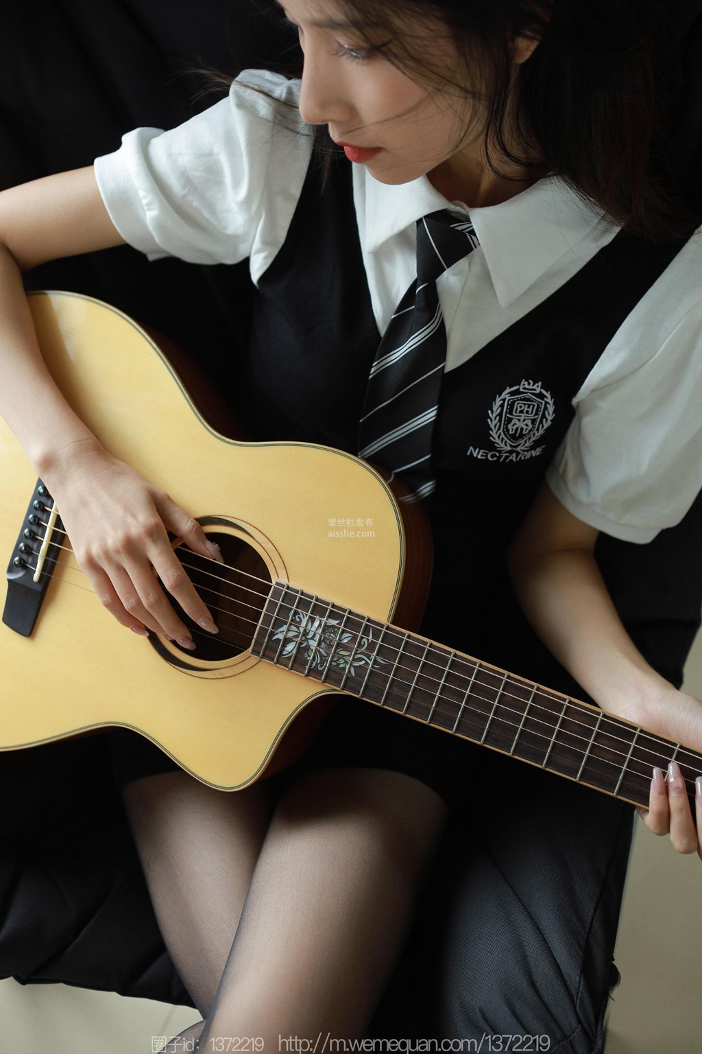 图片[15]-[IESS异思趣向] 2023.7.9 丝享家 1475 美子《弹弹吉他》-集美图