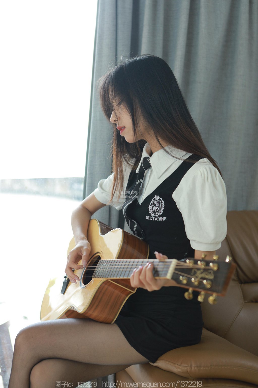 图片[17]-[IESS异思趣向] 2023.7.9 丝享家 1475 美子《弹弹吉他》-集美图