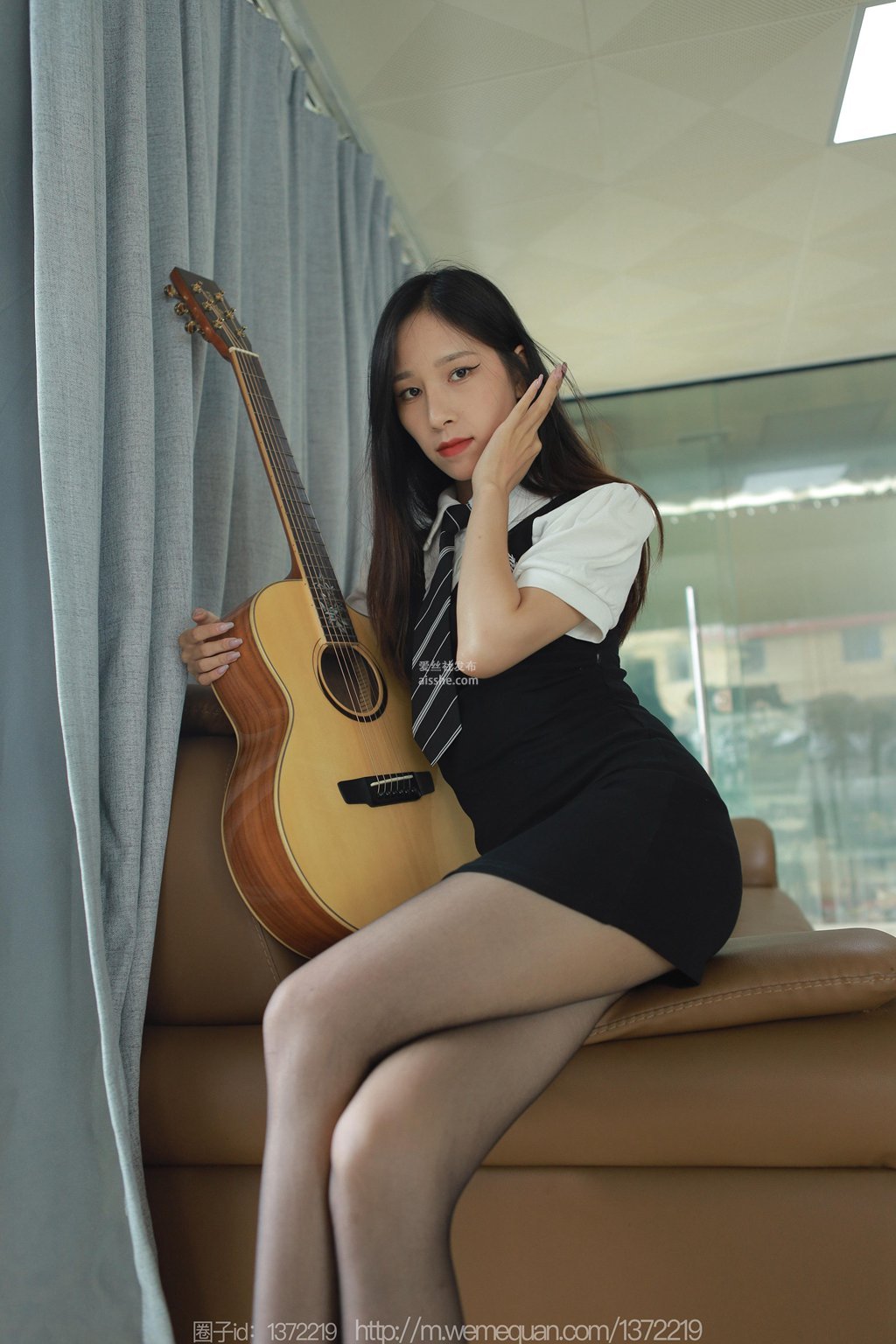 图片[29]-[IESS异思趣向] 2023.7.9 丝享家 1475 美子《弹弹吉他》-集美图