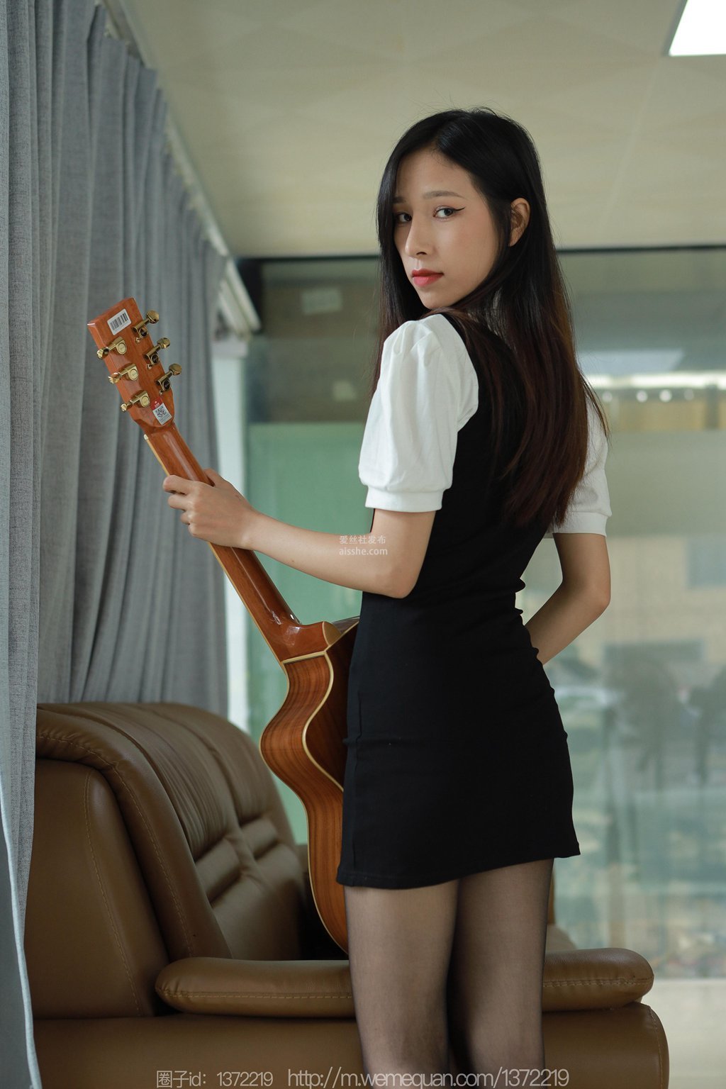 图片[59]-[IESS异思趣向] 2023.7.9 丝享家 1475 美子《弹弹吉他》-集美图