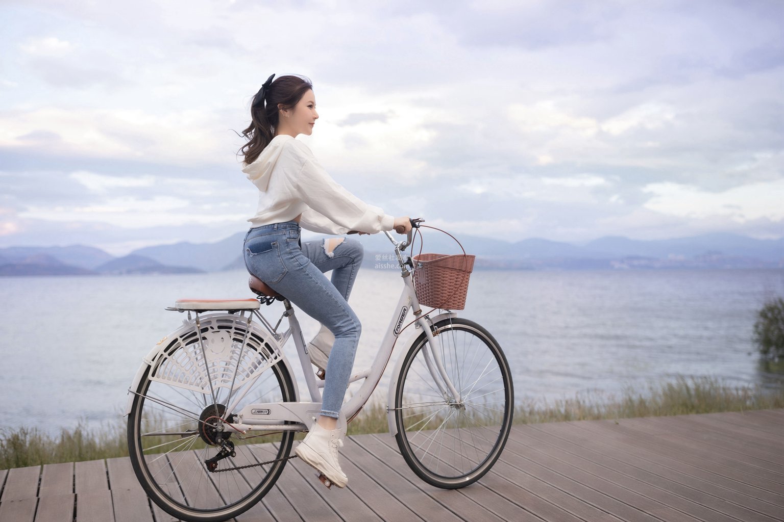 图片[6]-秀人内购@鱼子酱Fish – 内购私拍 牛仔情趣真空-集美图