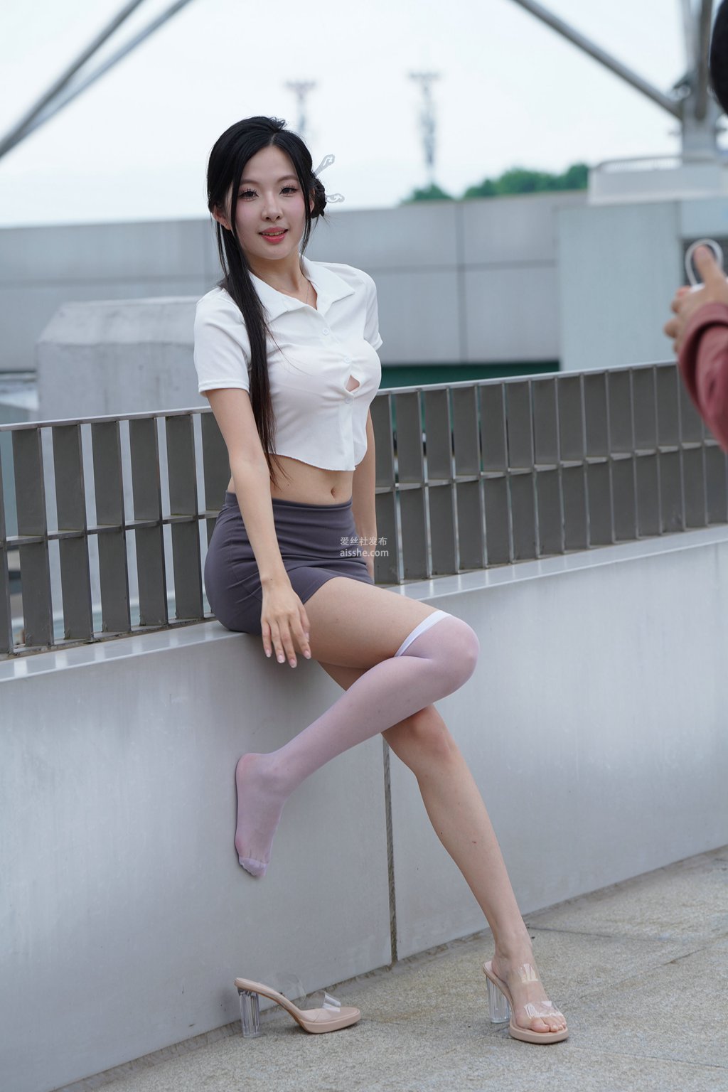 图片[14]-精选街拍作品 NO.2230 灰色修身裙2-集美图