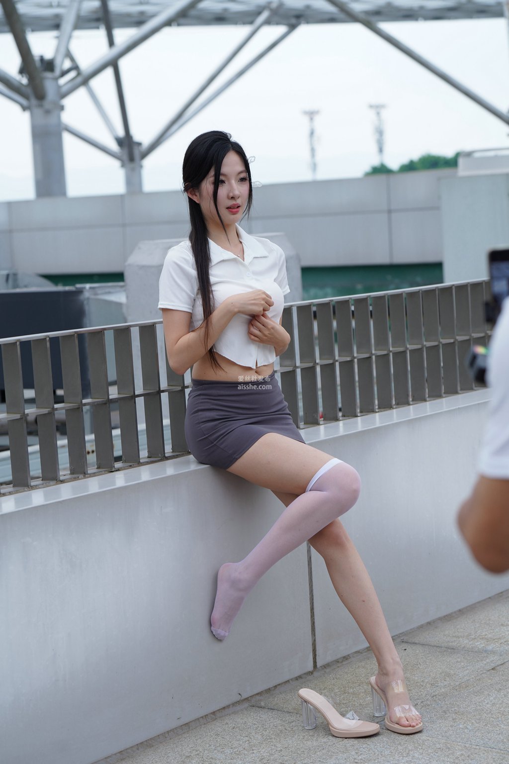 图片[38]-精选街拍作品 NO.2230 灰色修身裙2-集美图