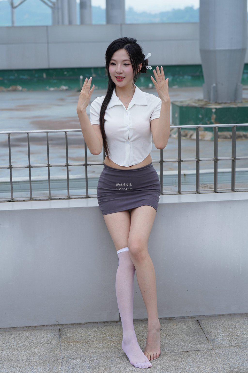 图片[41]-精选街拍作品 NO.2230 灰色修身裙2-集美图