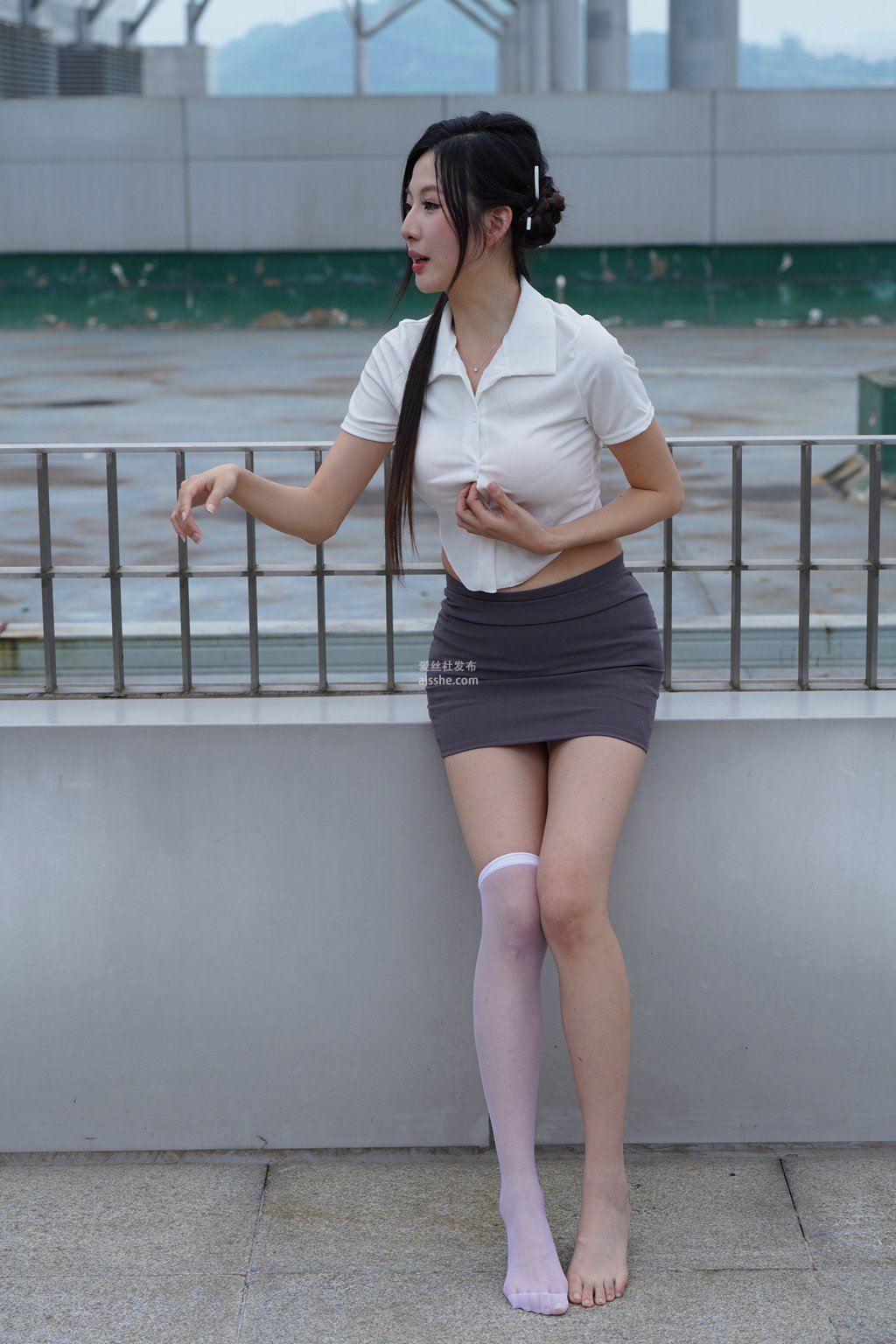 图片[72]-精选街拍作品 NO.2230 灰色修身裙2-集美图