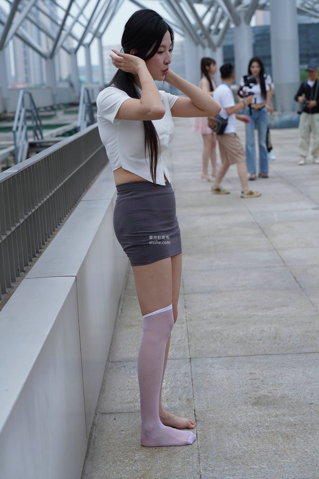 图片[84]-精选街拍作品 NO.2230 灰色修身裙2-集美图