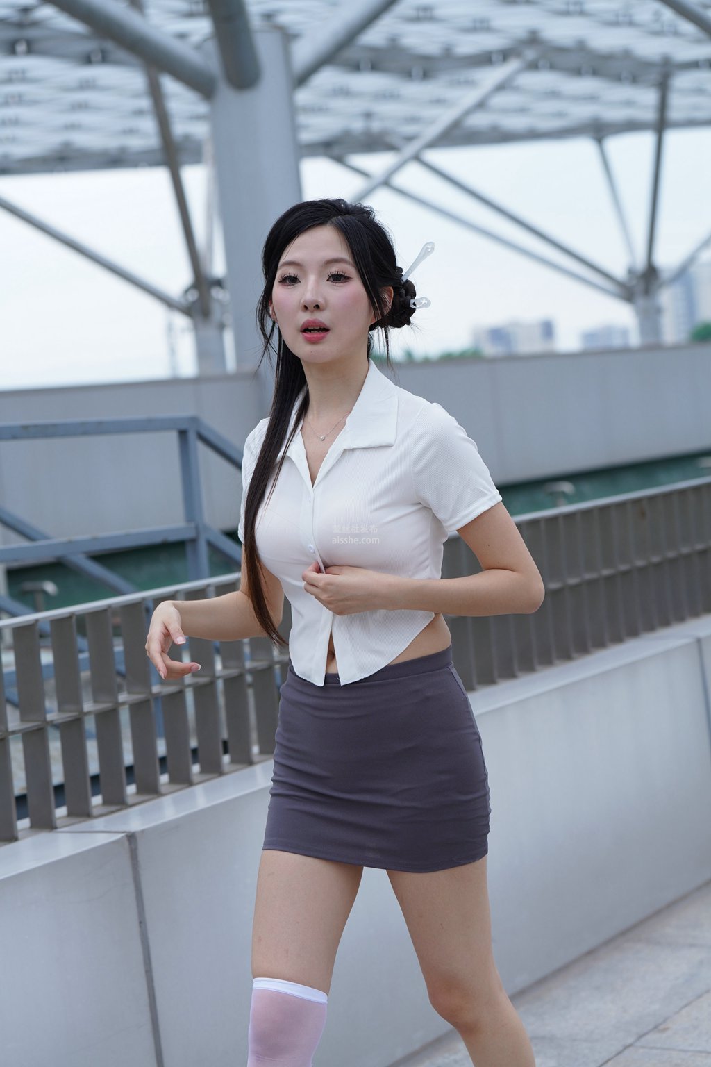 图片[100]-精选街拍作品 NO.2230 灰色修身裙2-集美图