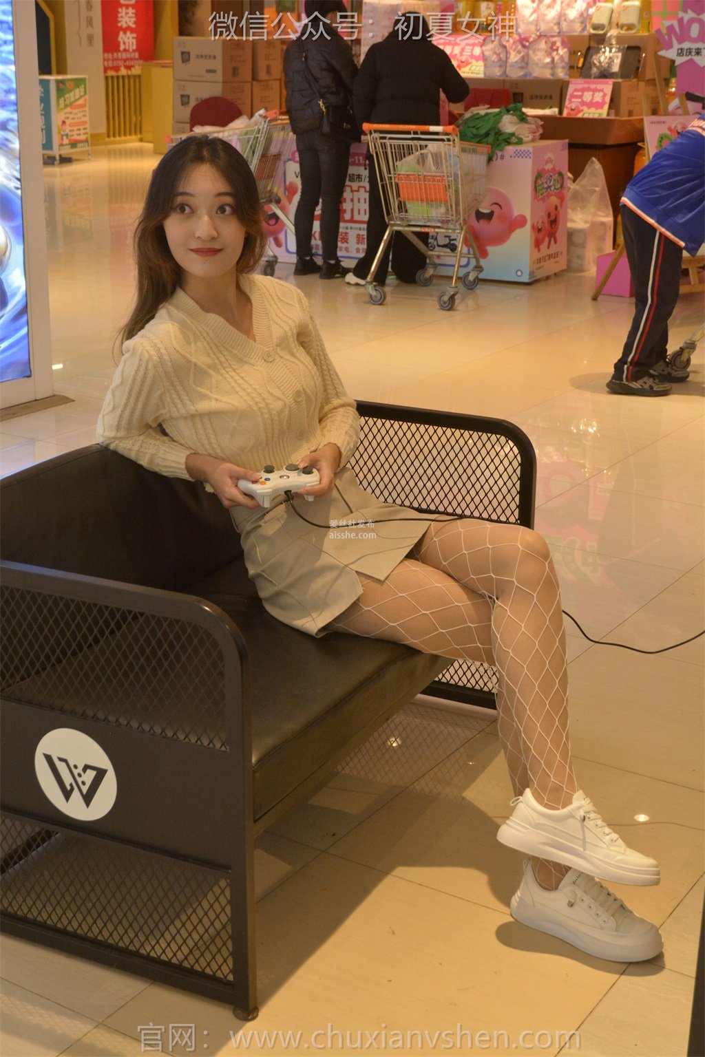 图片[110]-[初夏女神] NO.160 依依~《温文尔雅》你们老说我傻大个，今天就斯文一次你们看！-集美图