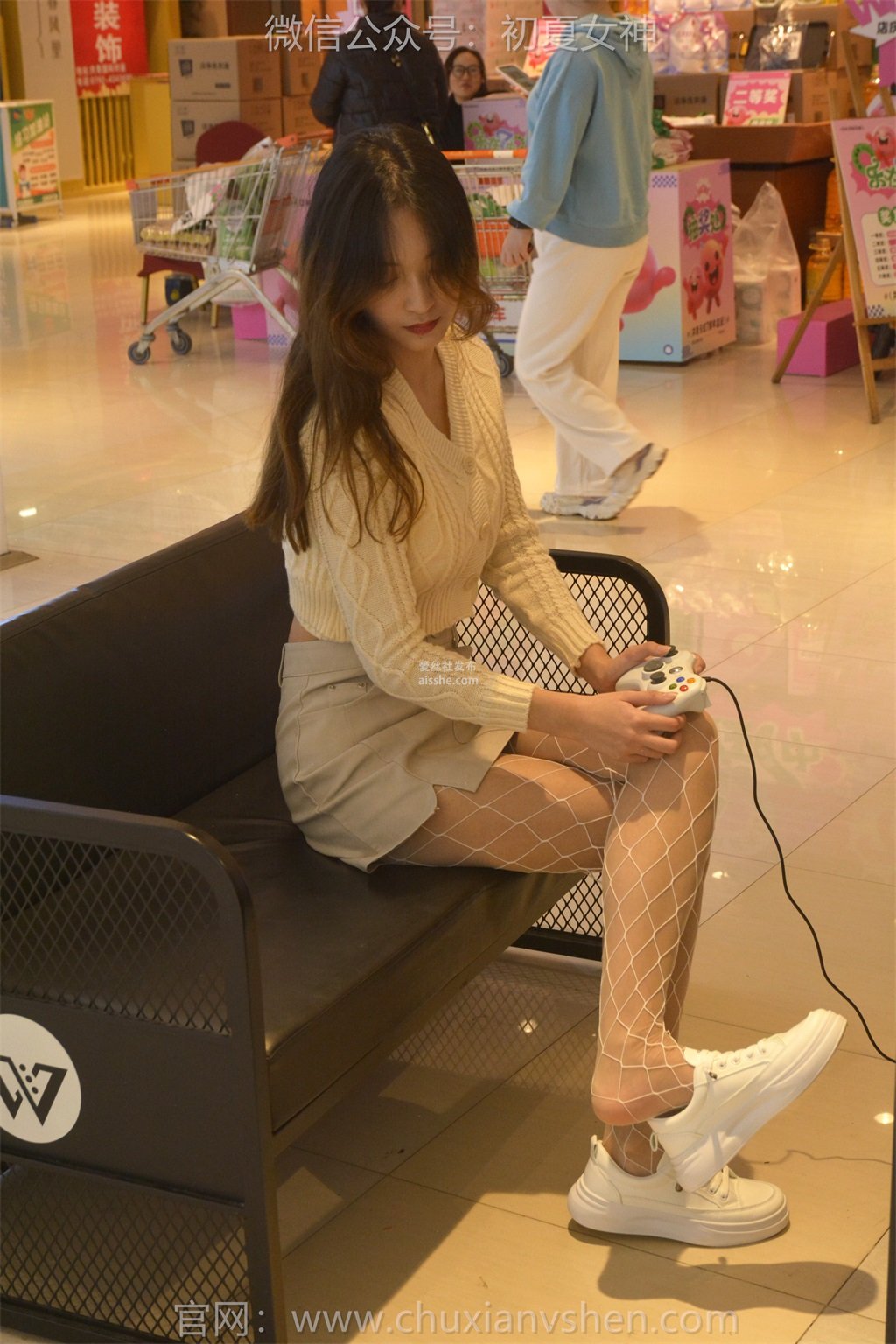 图片[115]-[初夏女神] NO.160 依依~《温文尔雅》你们老说我傻大个，今天就斯文一次你们看！-集美图