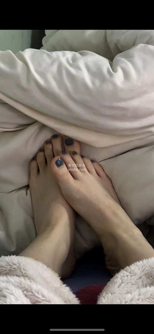 图片[20]-脚模面试脸足同框套路系列 07号-各种丝袜秀脚 挑鞋-集美图