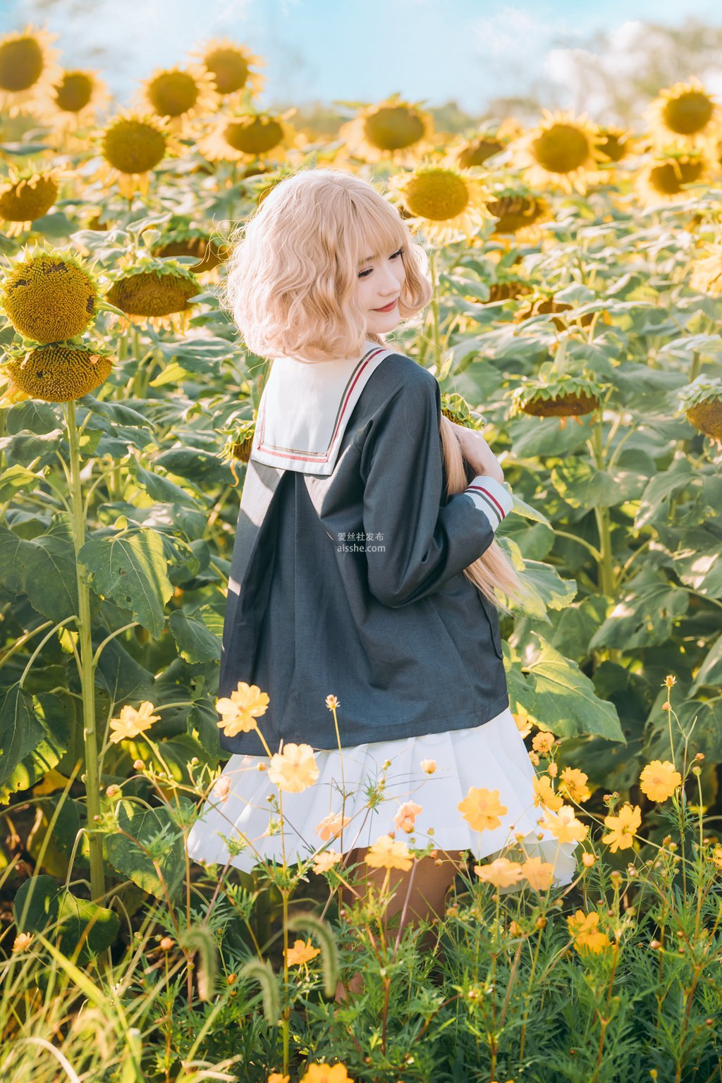 图片[21]-人气Coser@兔子Zzz不吃胡萝卜 花开海上-集美图