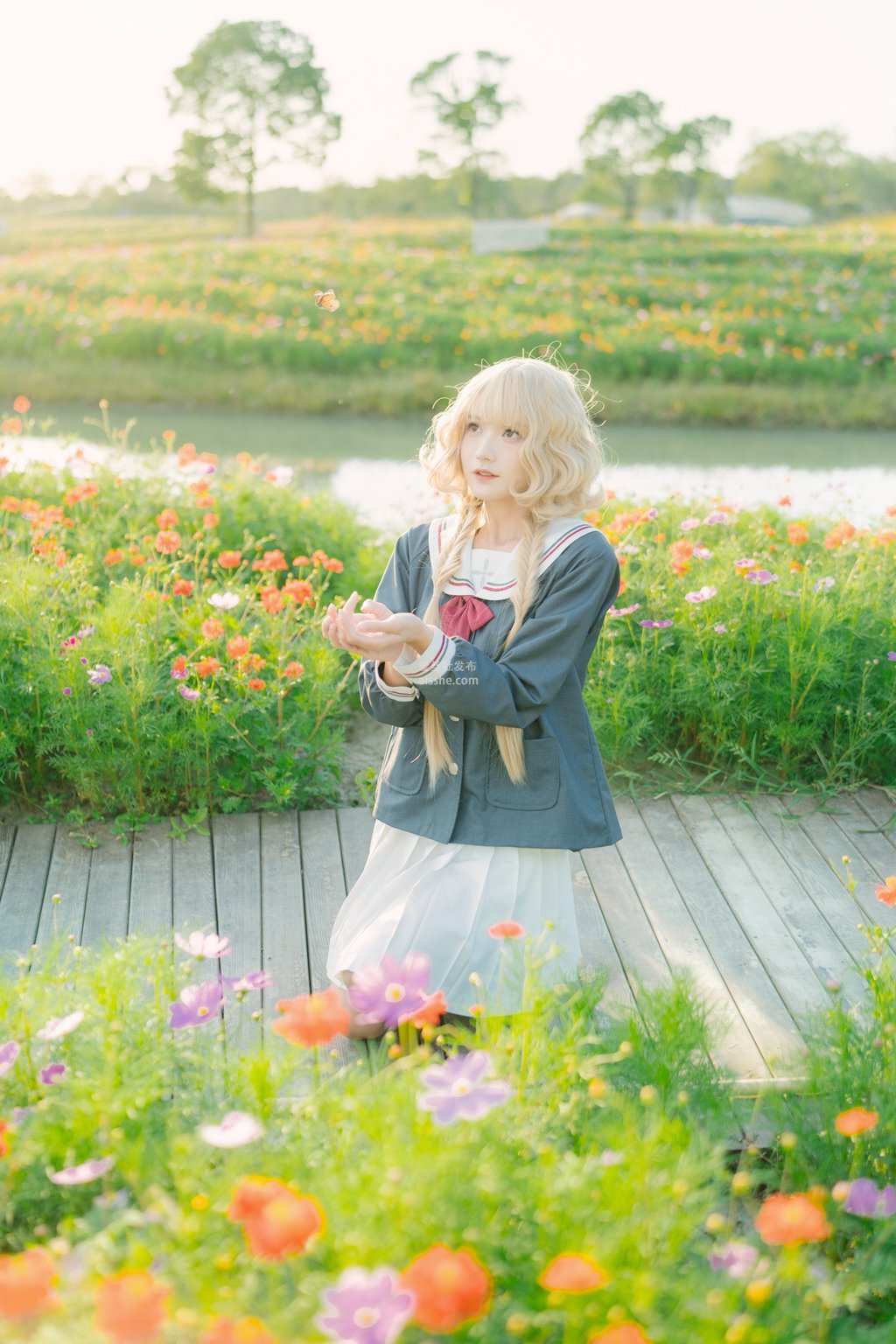 图片[30]-人气Coser@兔子Zzz不吃胡萝卜 花开海上-集美图