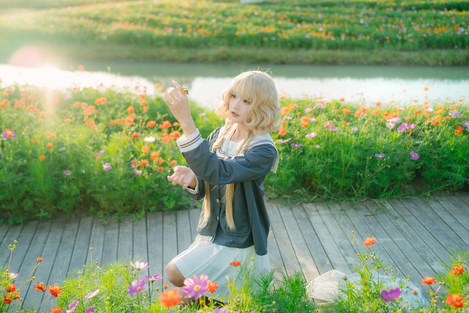 图片[31]-人气Coser@兔子Zzz不吃胡萝卜 花开海上-集美图