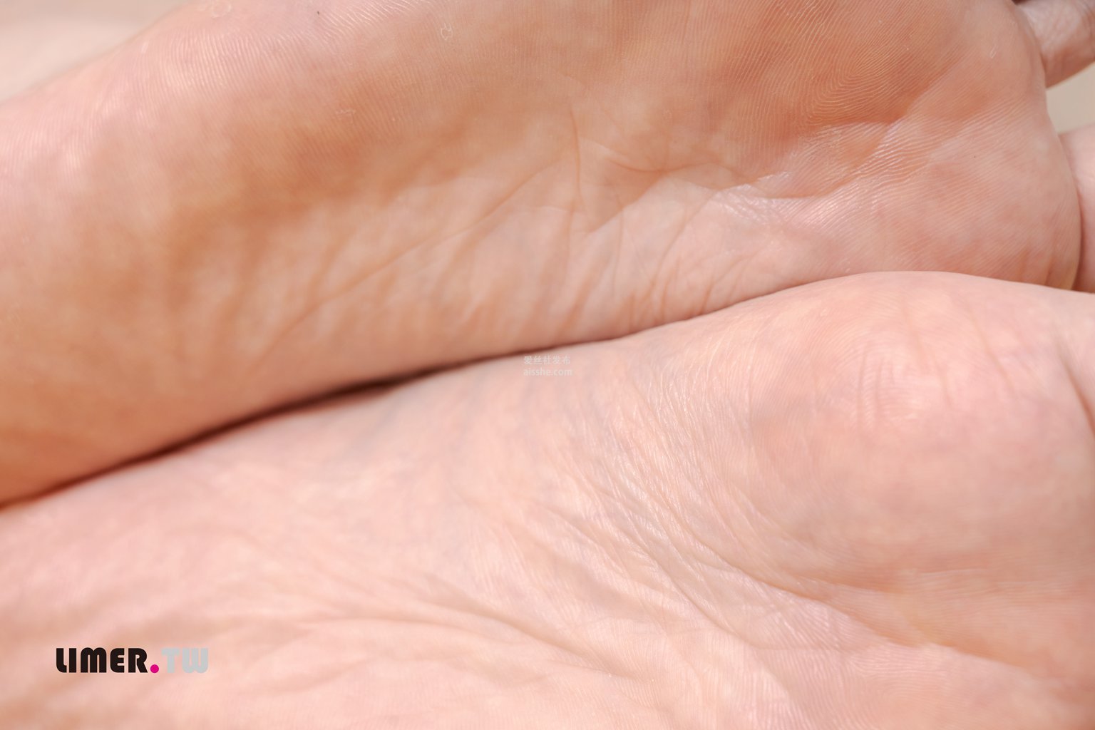 图片[63]-[Limerence] 无月 Mutsuki高一萌妹害羞裸足-集美图