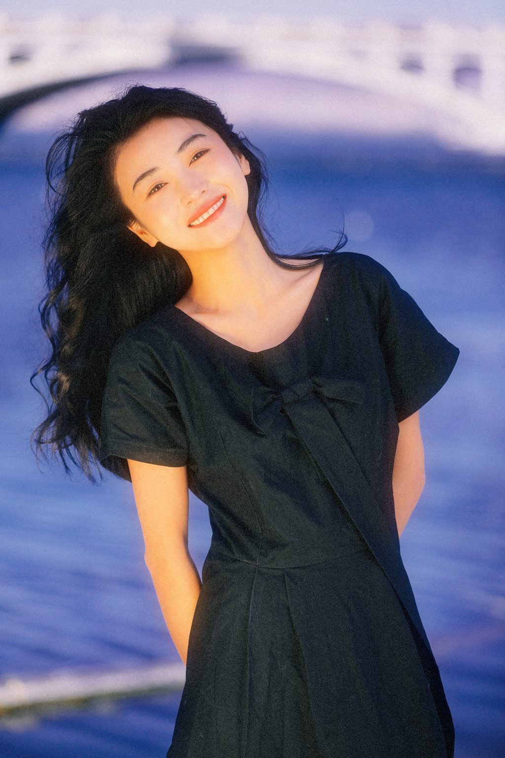 [YITUYU艺图语]2023.01.05 在海边 黄开开呀