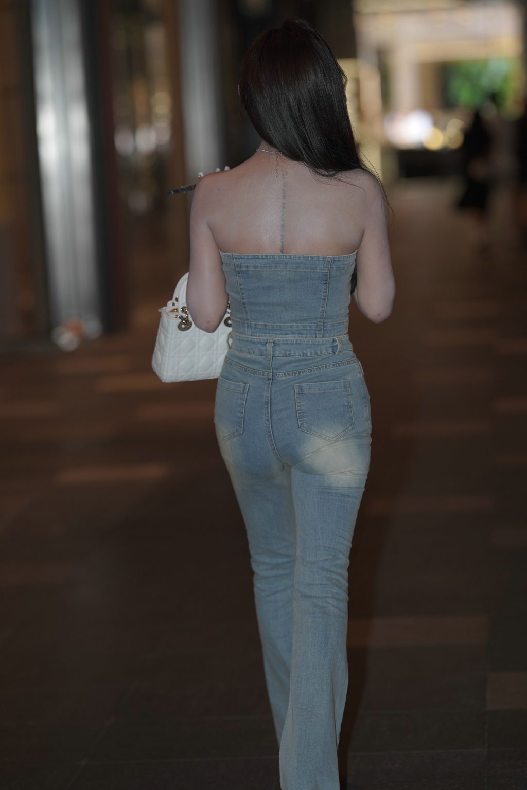 精选街拍作品 NO.2584 飒爽精致牛仔装