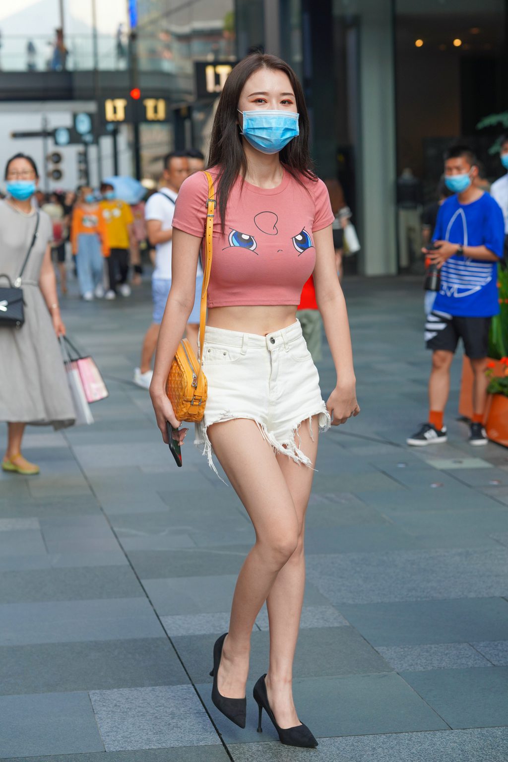 精选街拍作品 NO.2583 粉白搭配少女