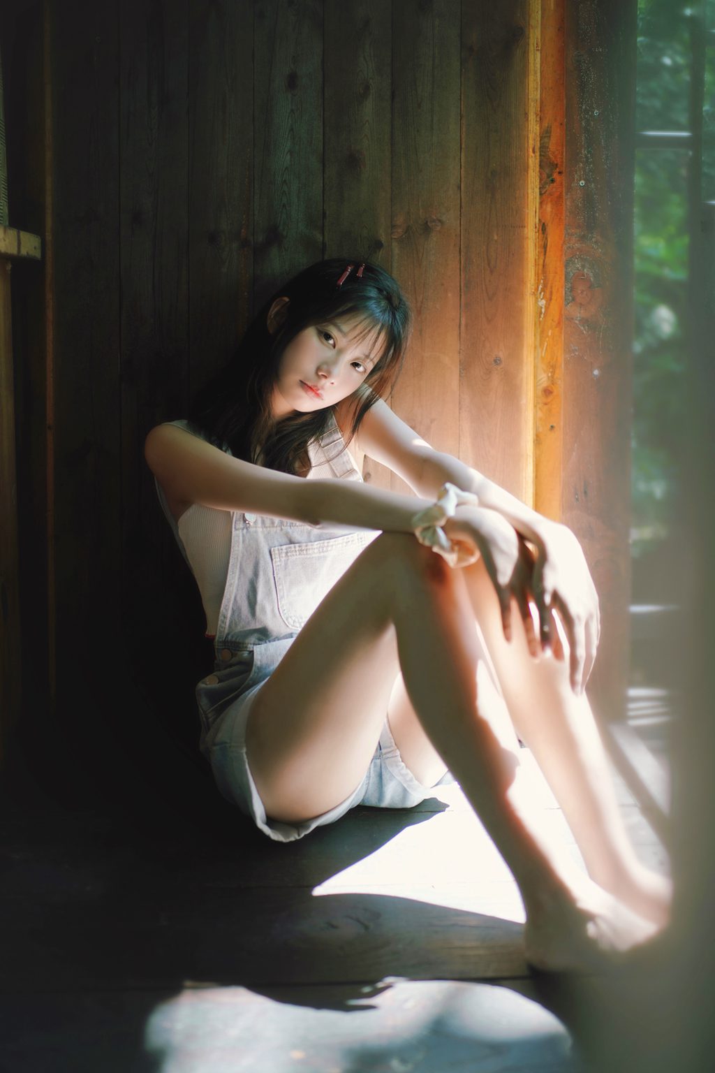 [YITUYU艺图语]2023.02.05 小木屋里的青春 歪歪