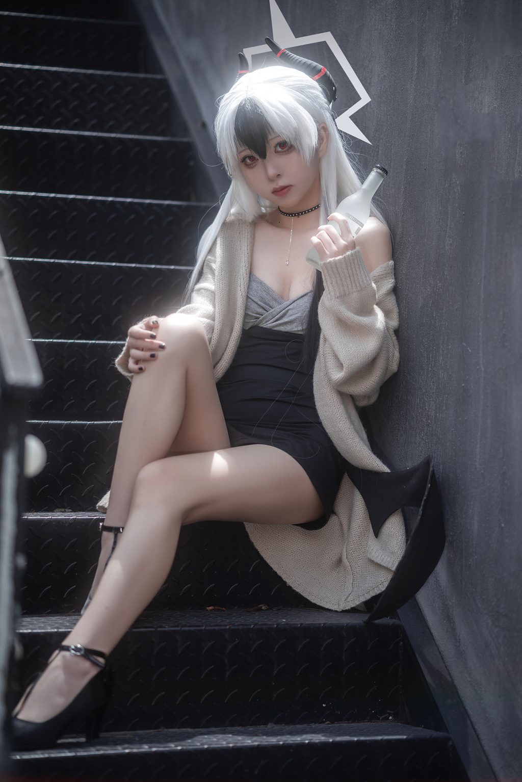 网红Coser@矢量鱼 –礼服佳代子