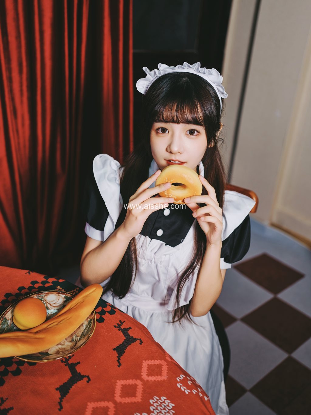 [YITUYU艺图语]2023.02.16 圣诞女仆 宵宵喵