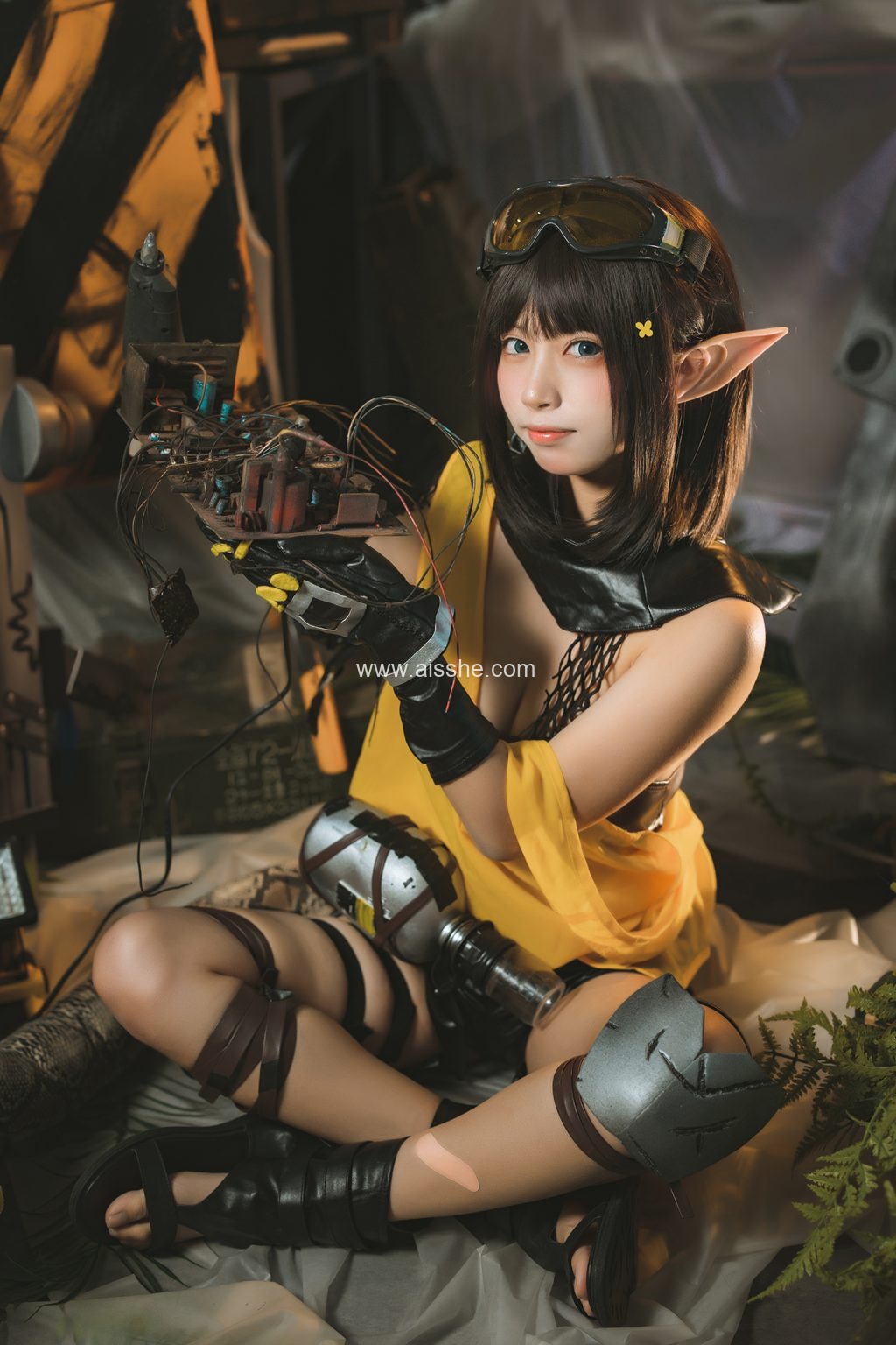 人气Coser@三无人型 –森蚺精一