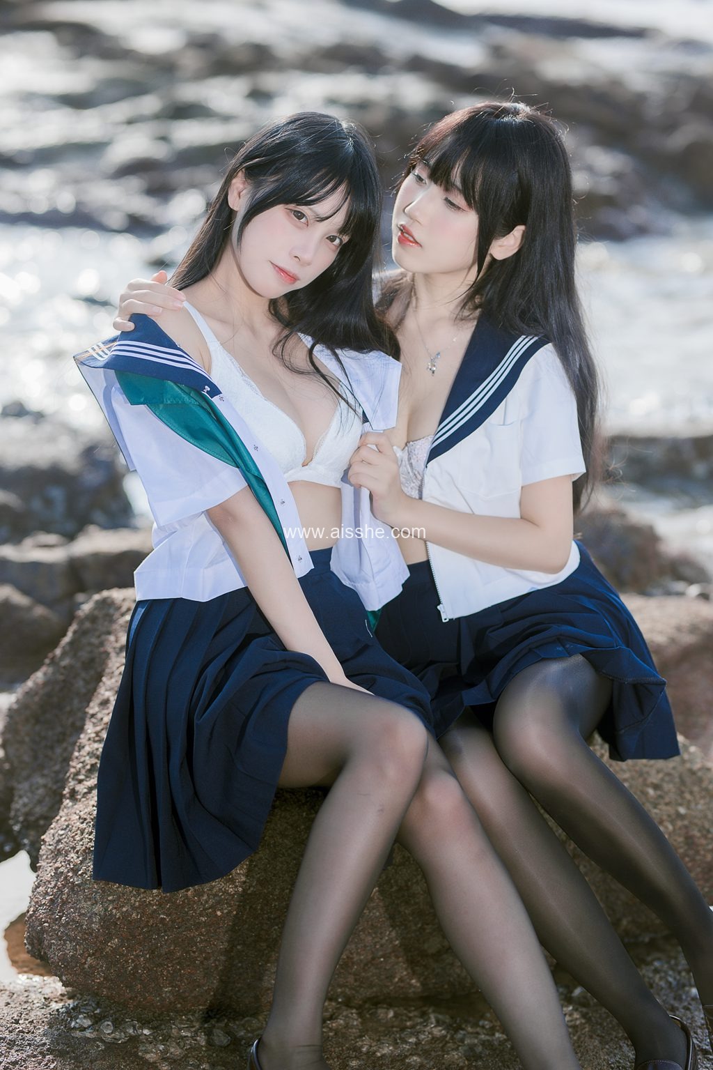 人气Coser@三无人型 –&不呆猫 水手服百合黑丝