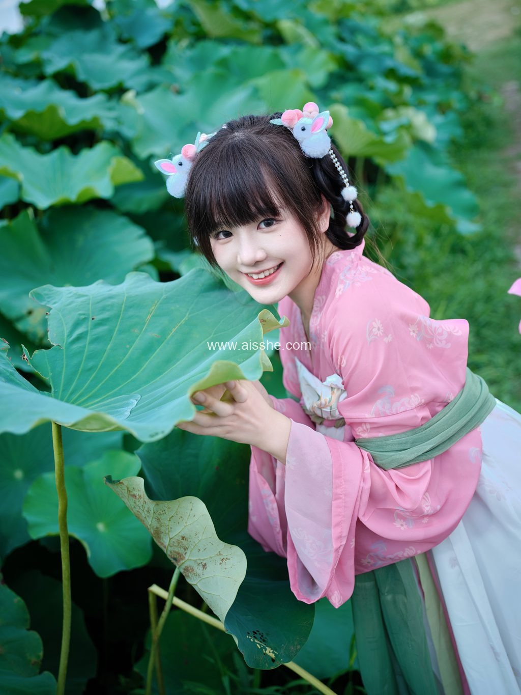 [YITUYU艺图语]2023.02.20 荷 宵宵喵