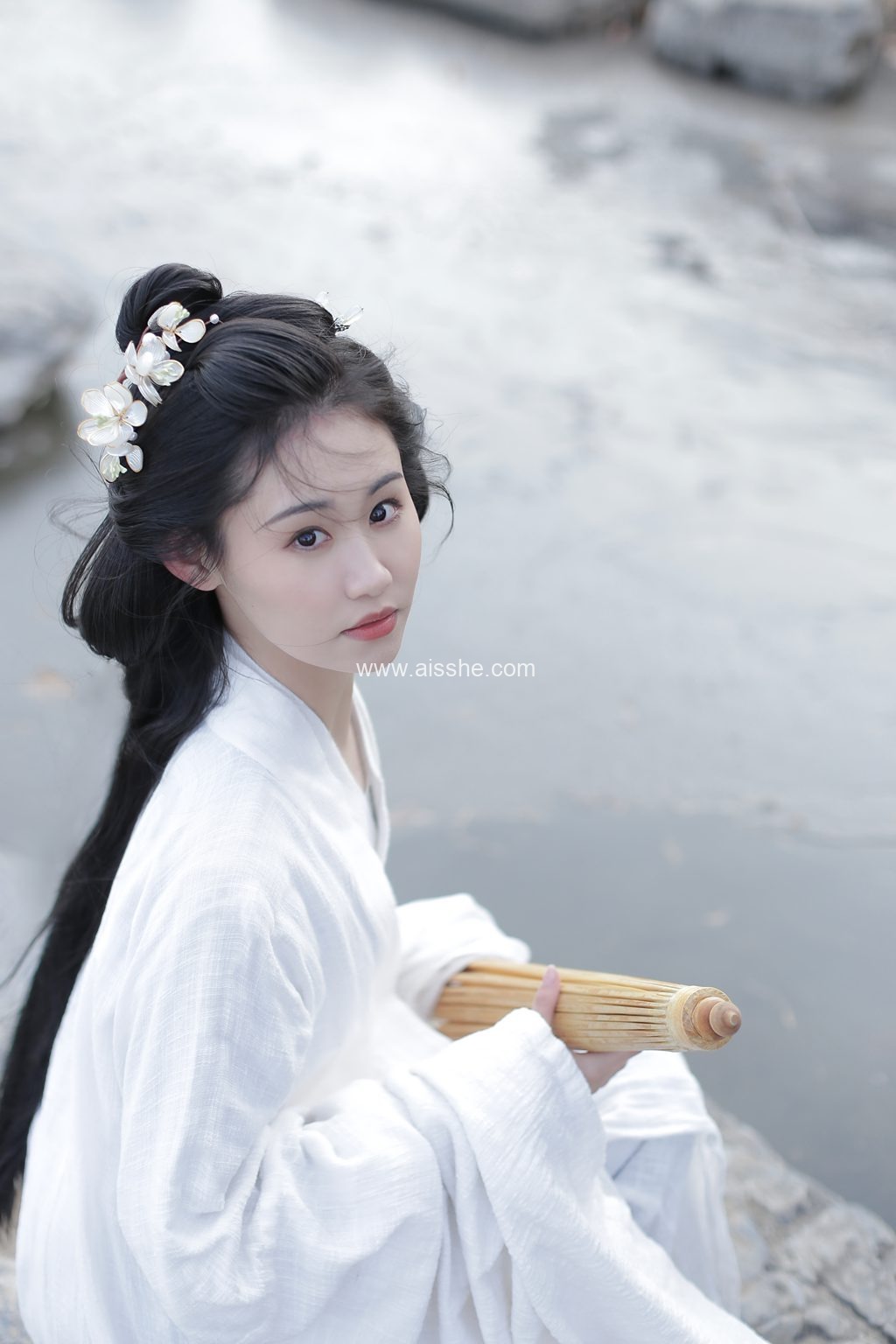 [YITUYU艺图语]2023.02.22 玉兰 岳雨婷