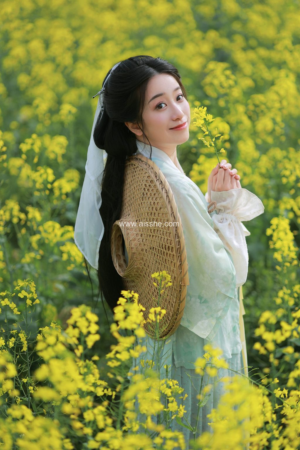 [YITUYU艺图语]2023.02.25 牧牛 小清菡呀