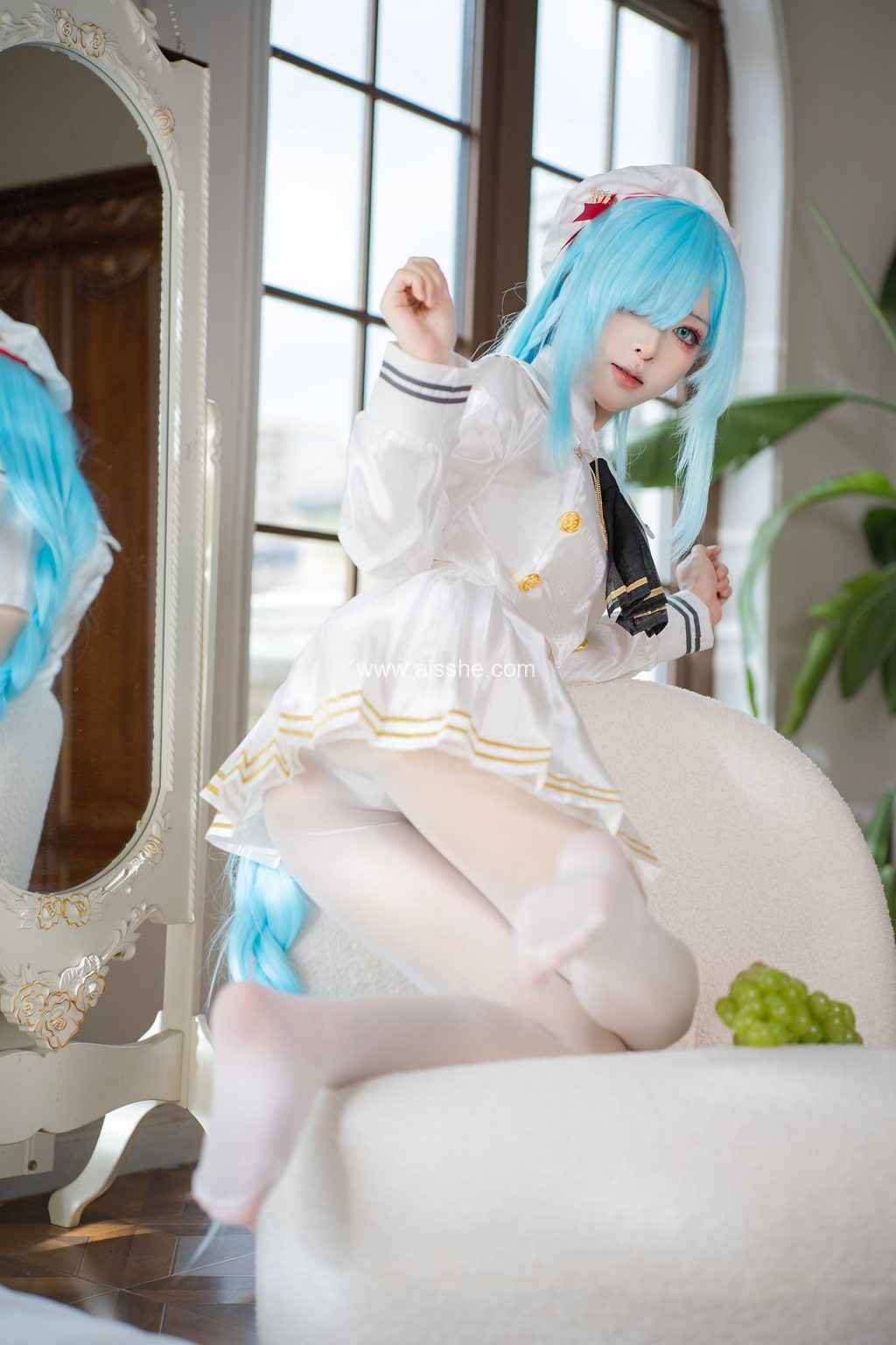 网红Coser@矢量鱼 –雅努斯水手服