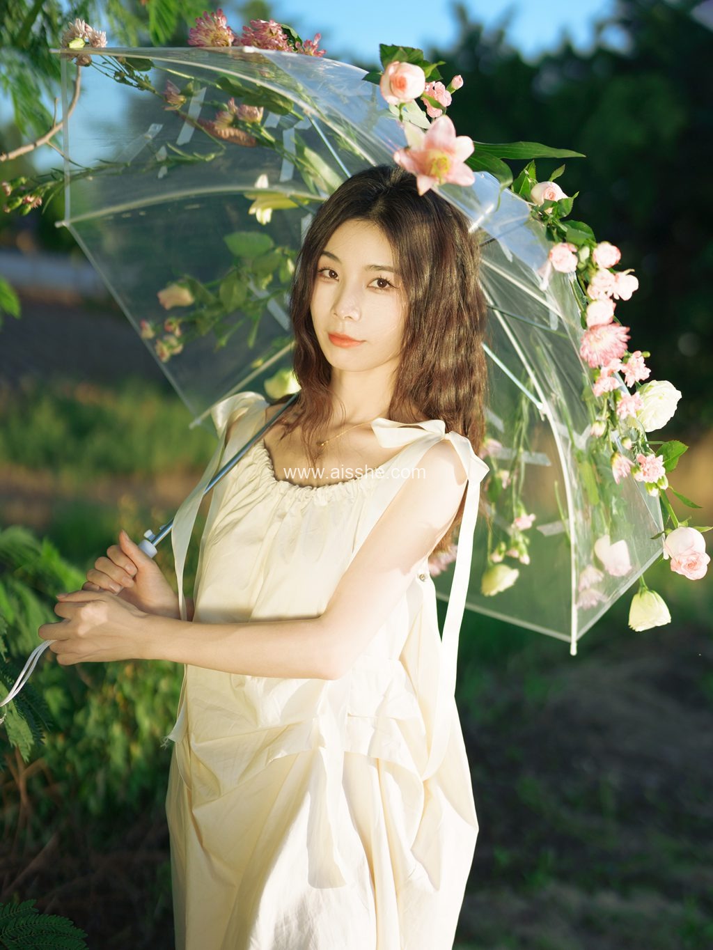 [YITUYU艺图语]2023.03.02 与花有关 唐唐