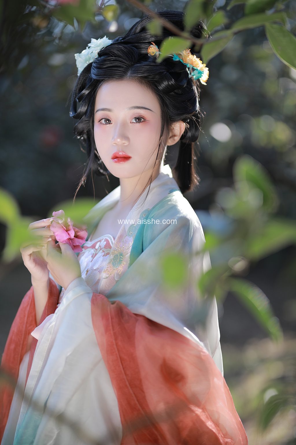 [YITUYU艺图语]2023.03.04 若无闲事挂心头 婷婷