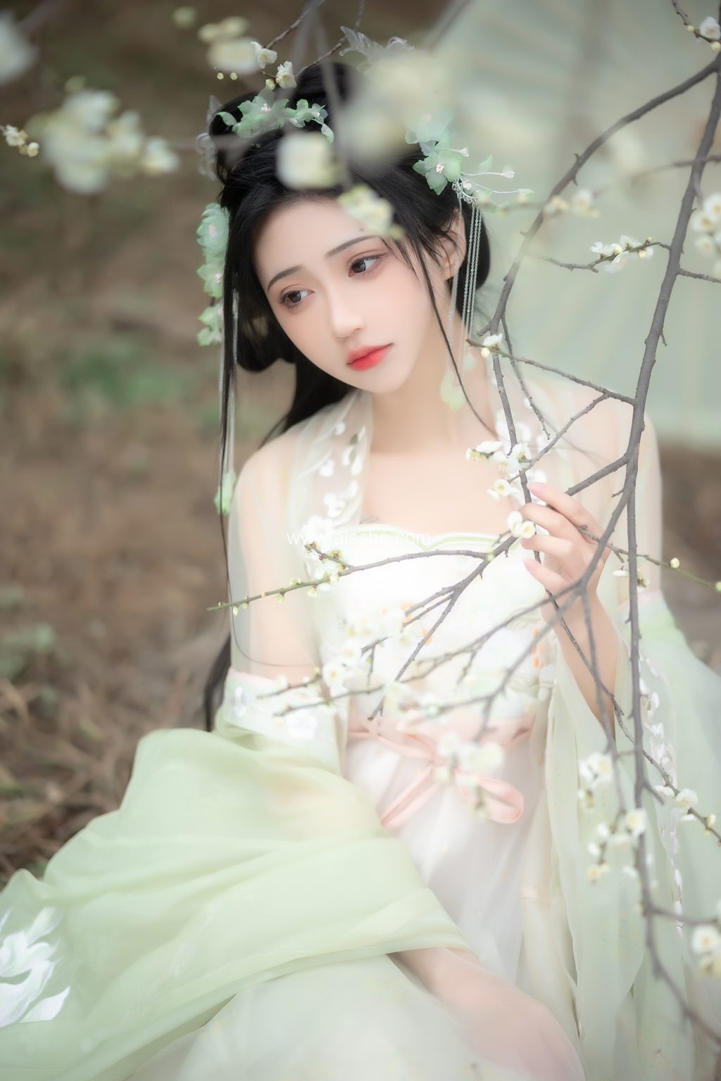 [YITUYU艺图语]2023.03.05 故逢春 绮罗生的小苏苏