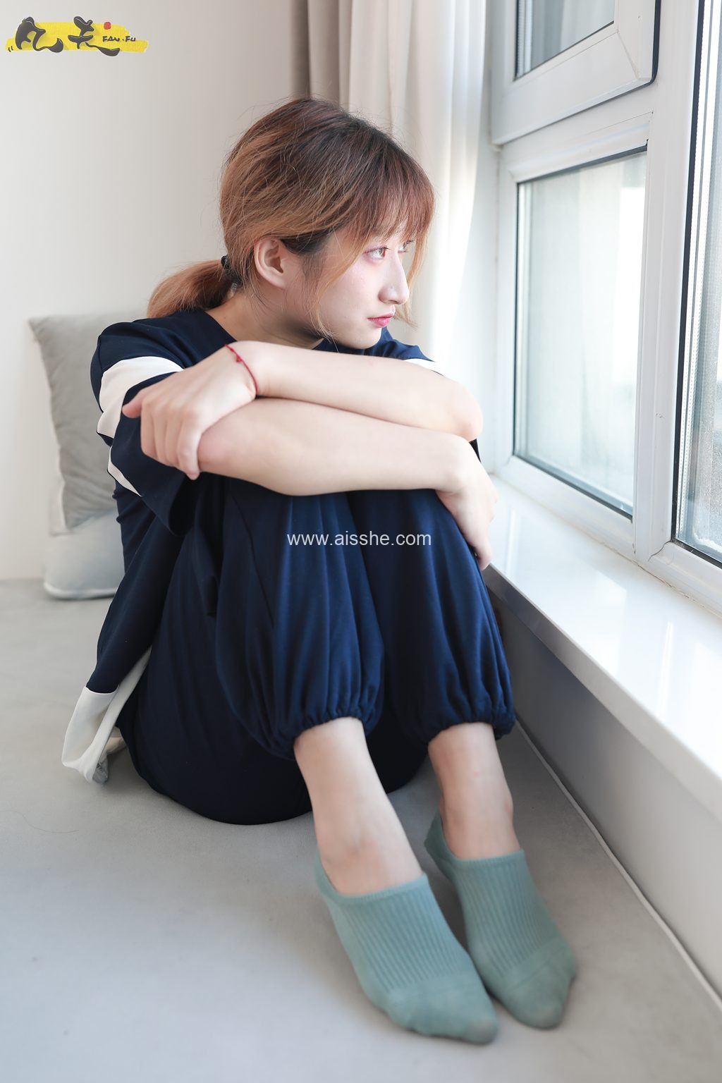 凡夫摄影HH0005-丽娜 板鞋棉船袜裸足