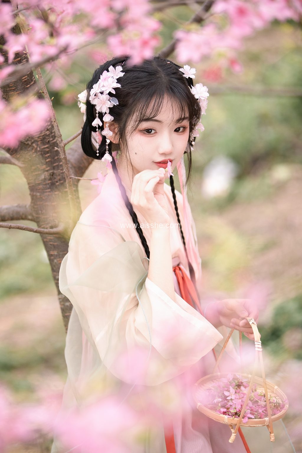 [YITUYU艺图语]2023.03.22 别来春半 晚江亭