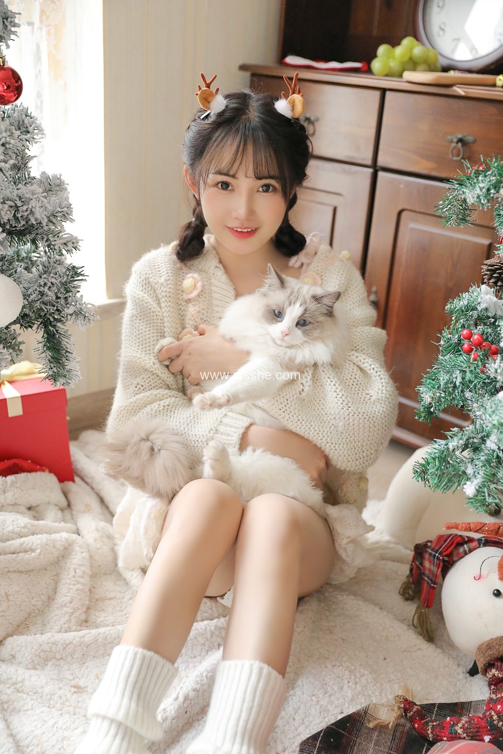 人气Coser@遇见初夏 圣诞专属