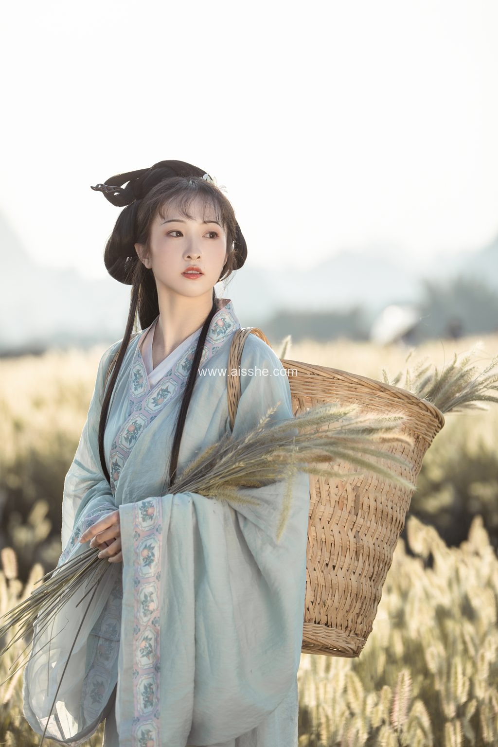 [YITUYU艺图语]2023.03.29 秋风引 丸子有只猫